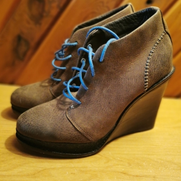 Rag & Bone Leather Wedges - Picture 3 of 4